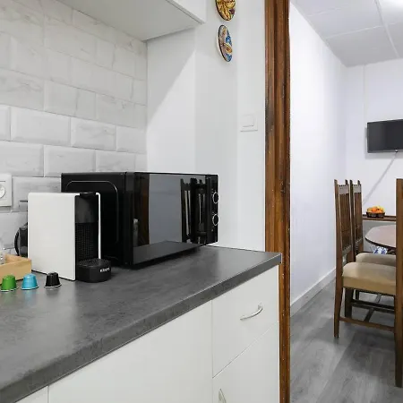 Oasis Contemporaneo En El Corazon De Alicante Exterior foto