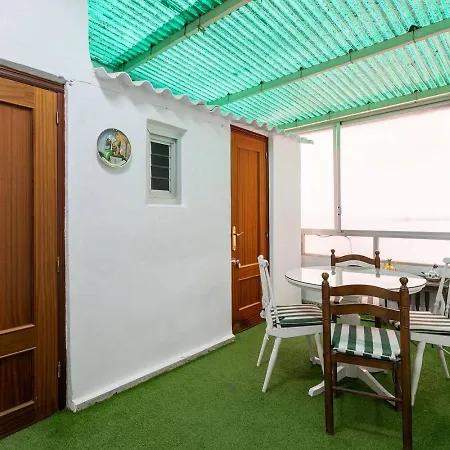 Oasis Contemporaneo En El Corazon De Alicante Exterior foto